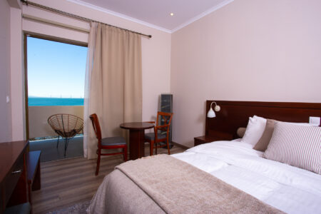 Lepanto Beach Hotel Rooms